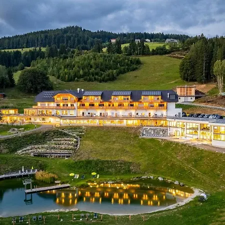 Petschnighof Hotel